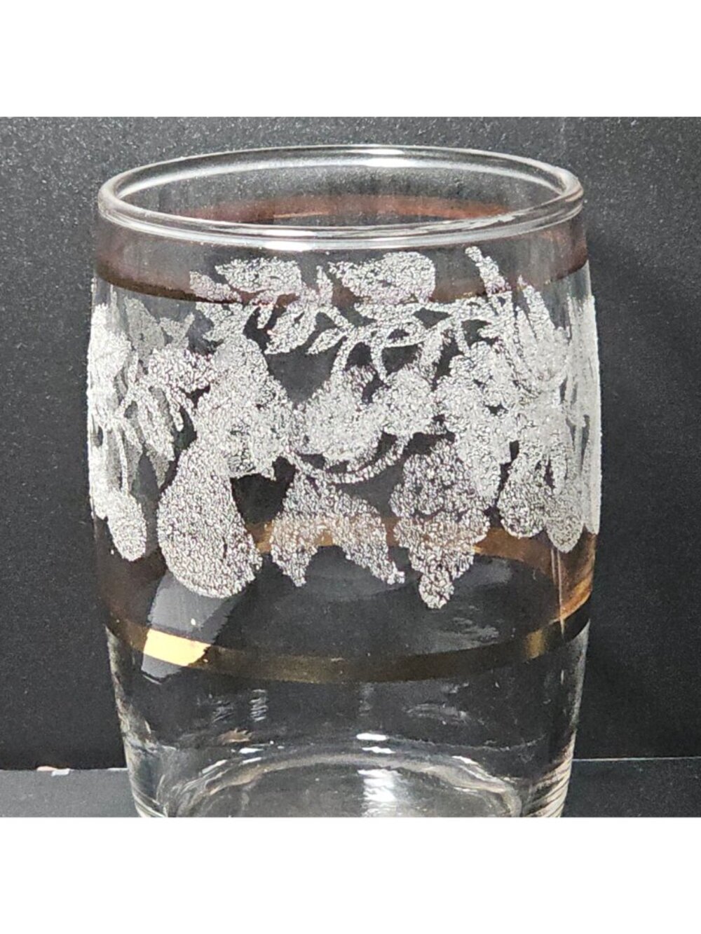 4 Bartlett Collins Golden Fruit Juice Tumblers Glasses 1947 Vintage Gold bands 3 - Picture 3 of 7